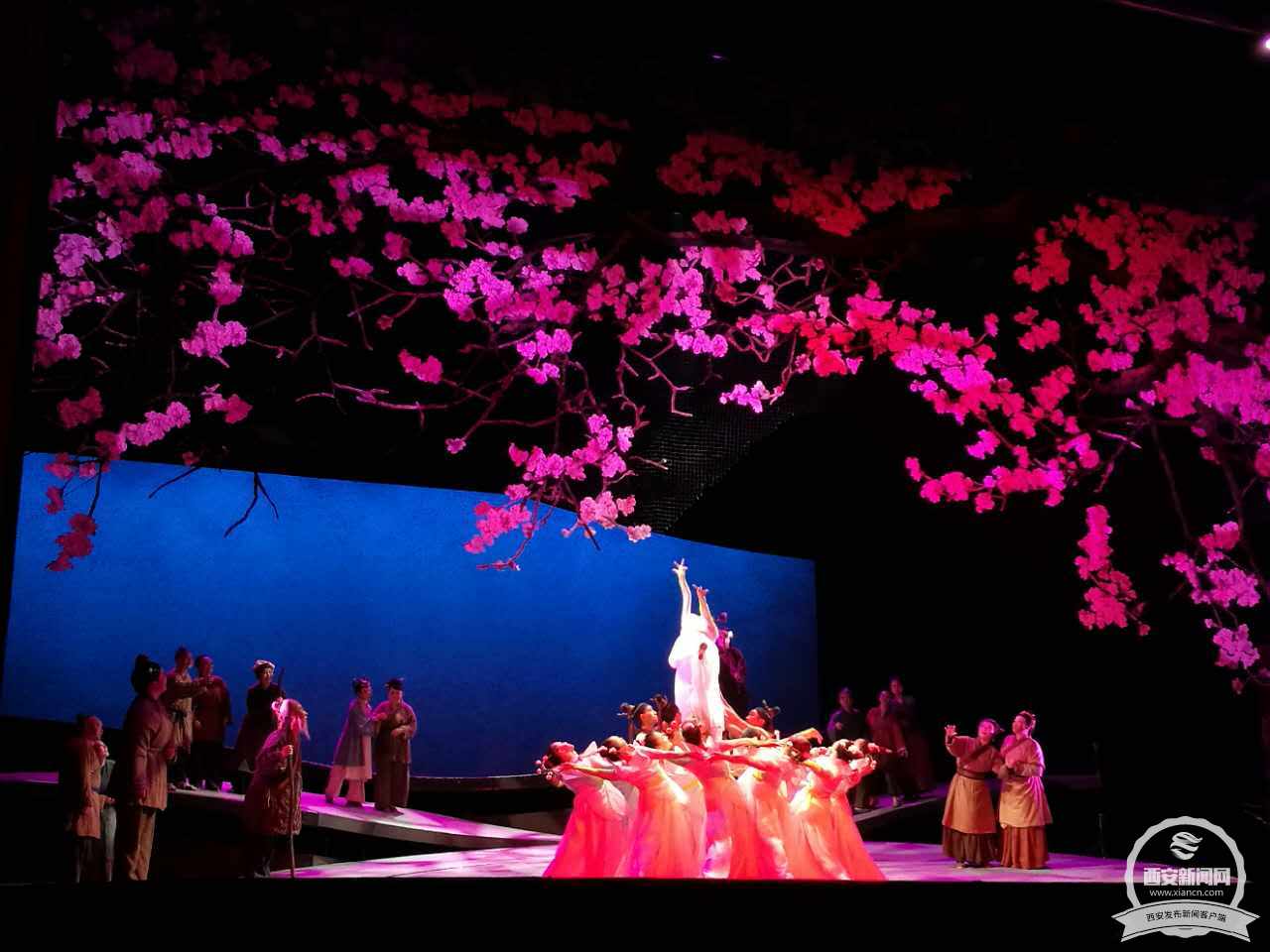 ͭ�����ײ��������־硶��˼�㡷��ҫ��������